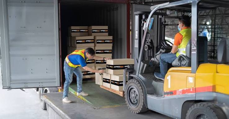 Happy Customers - Eastern Cargo Movers